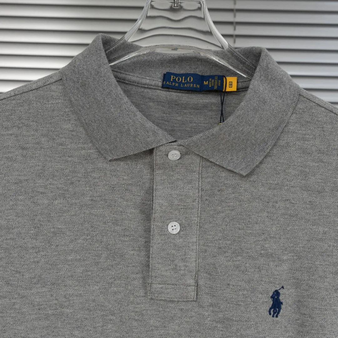 P240 top version (different currencies) You can scan the code to enter the official website Style: Ralph Lauren POLO Ralph Lauren small label embroidery knitted old money style lapel long-sleeved POLO Color: Picture color Size: S-XL Fabric: Pure cotton Accessories: Full set of customized accessories No gender distinction, same style for men and women